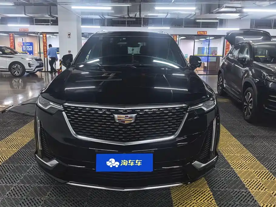 Cadillac XT6 2022 2.0T 7-Seater 4WD Trend Edition фото 2