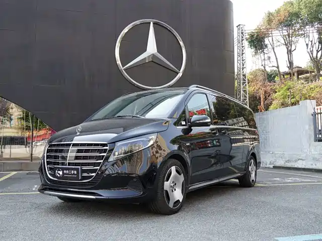 MERCEDES-BENZ V CLASS