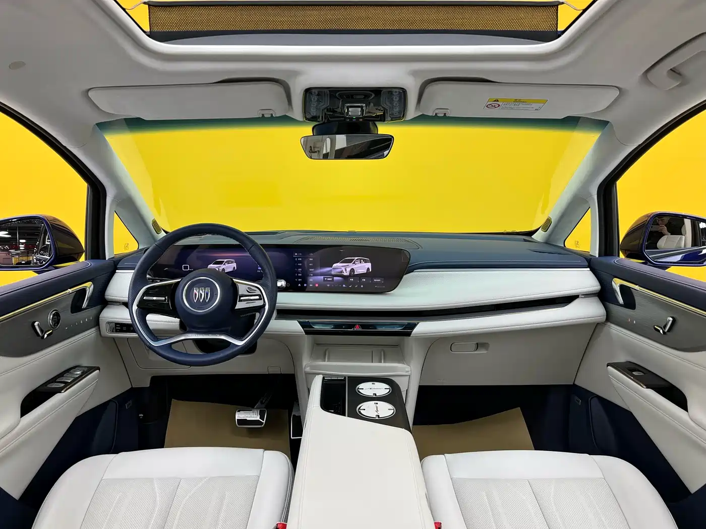 BUICK GL8 NEW ENERGY