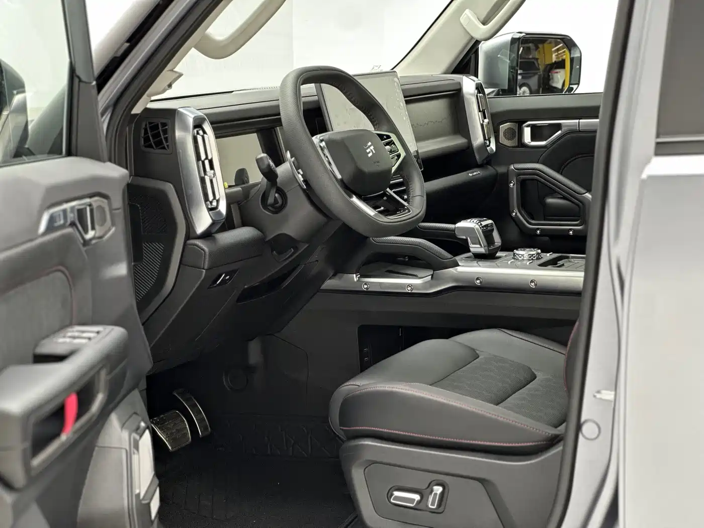 Jetour Traveler 2025 2.0TD DCT AWD Star Guardian фото 13