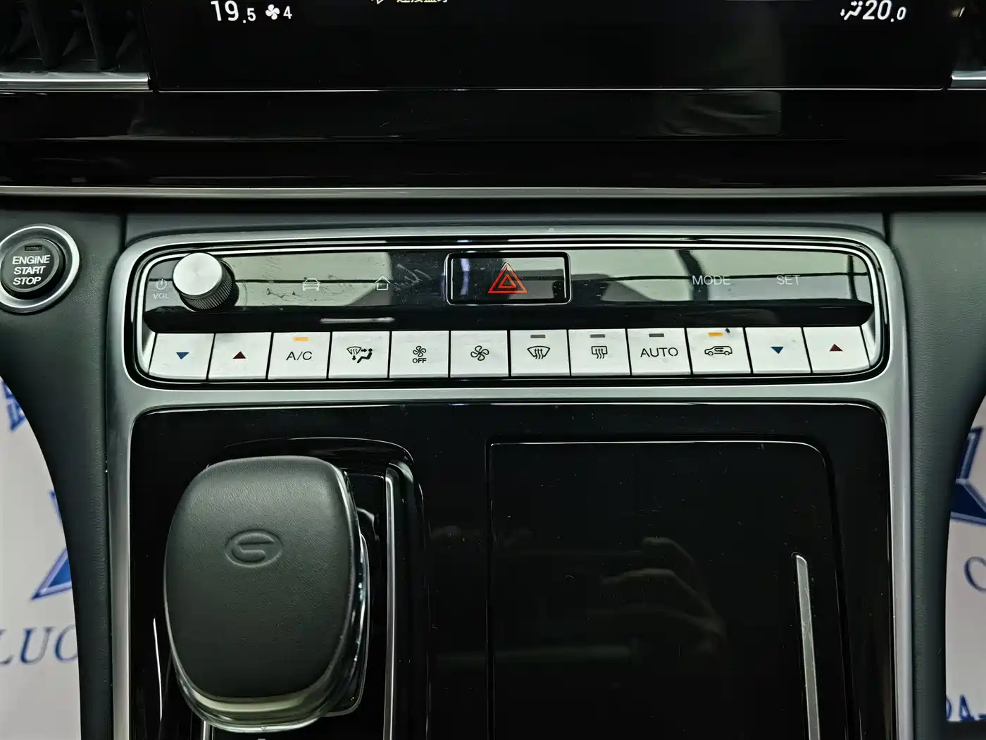 GAC Trumpchi Trumpchi M8 2024 Leadershow Series 390T Luxury Edition фото 13
