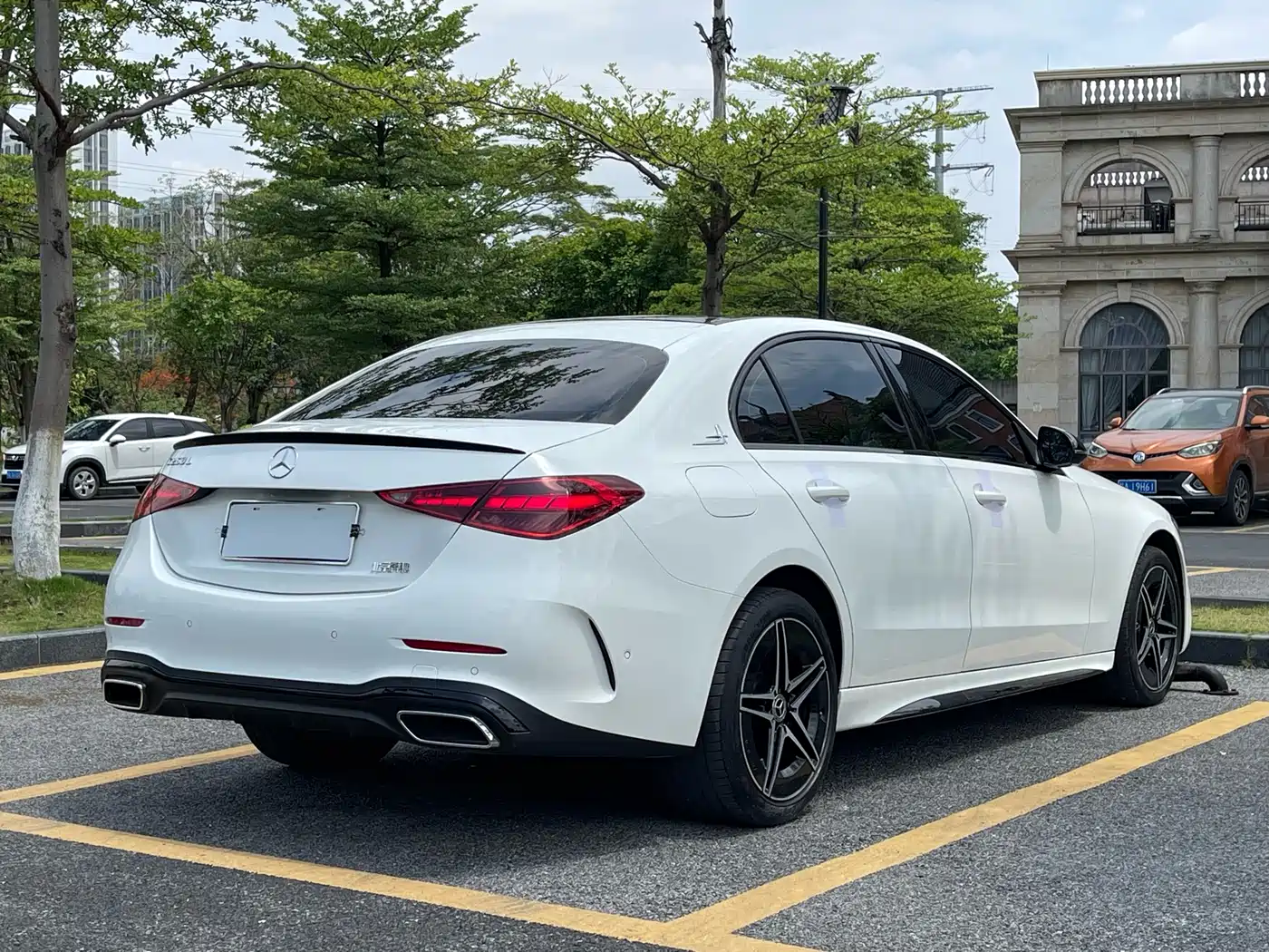 Mercedes-Benz C-Class 2024 C 260 L Night Edition Sport фото 4