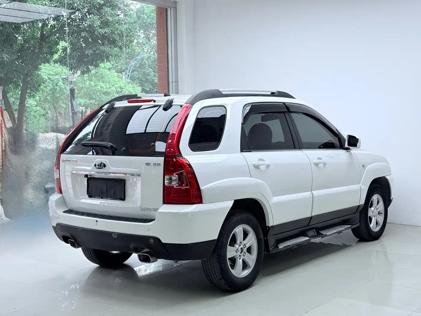 Kia Sportage 2012 2.0L Automatic 2WD GL фото 12