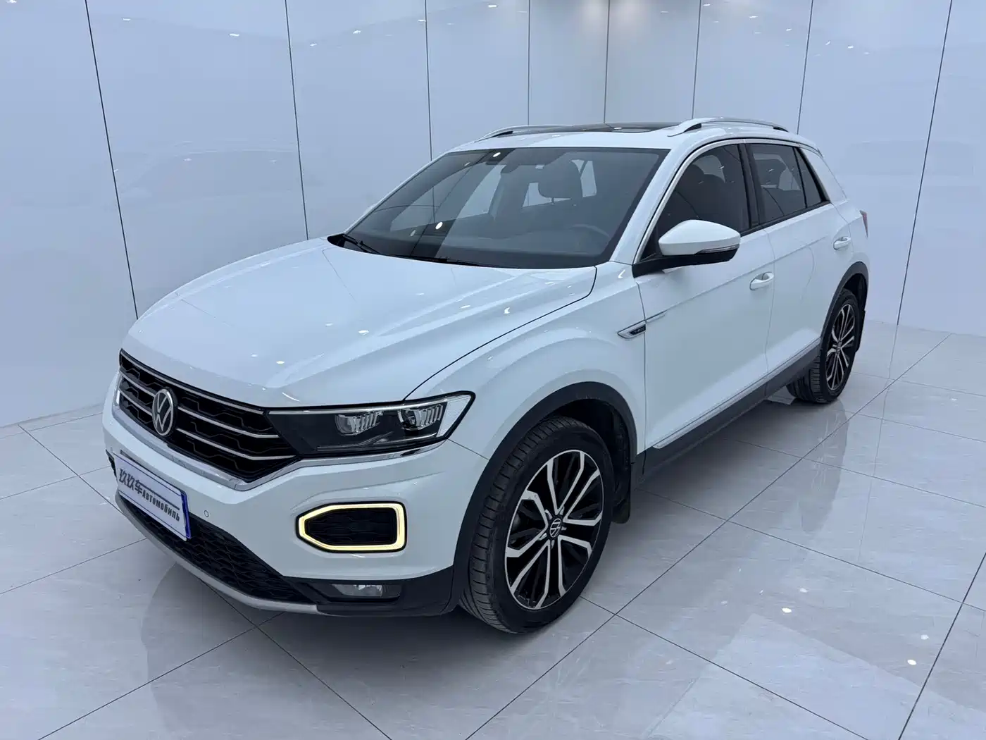 Volkswagen T-ROC 2021 Facelift 280TSI DSG 4WD Luxury Smart Connect Edition