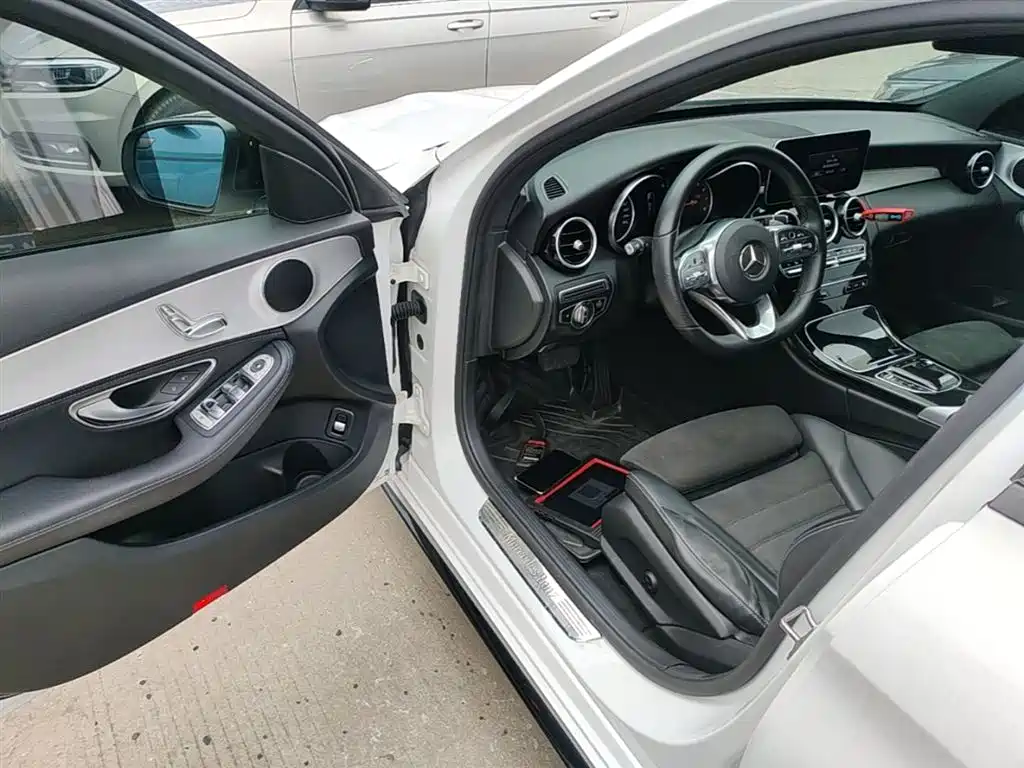 Mercedes-Benz C-Class 2019 C 260 Sport фото 16