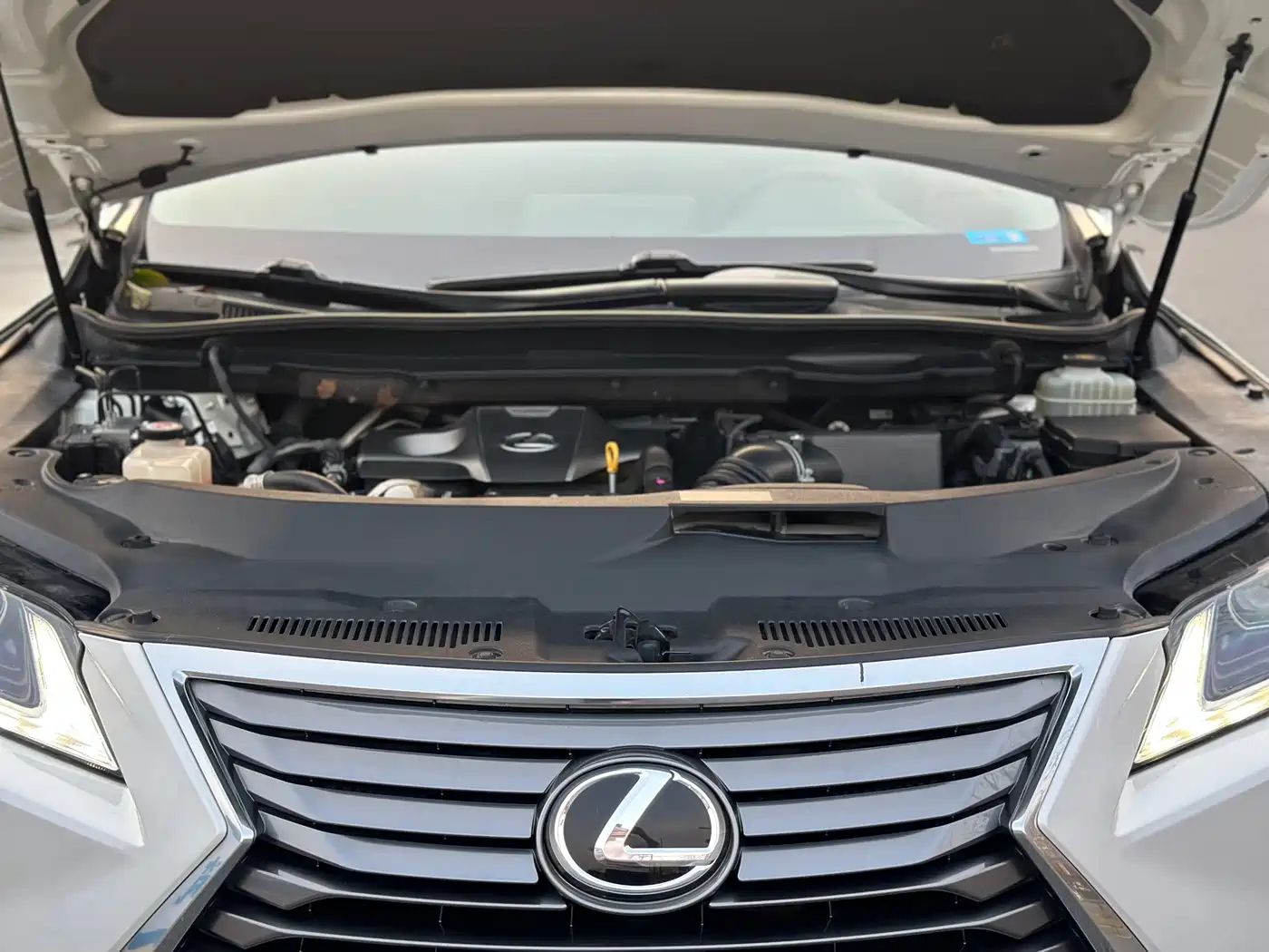 Lexus RX 2016 300 2WD Comfort Edition China V фото 23