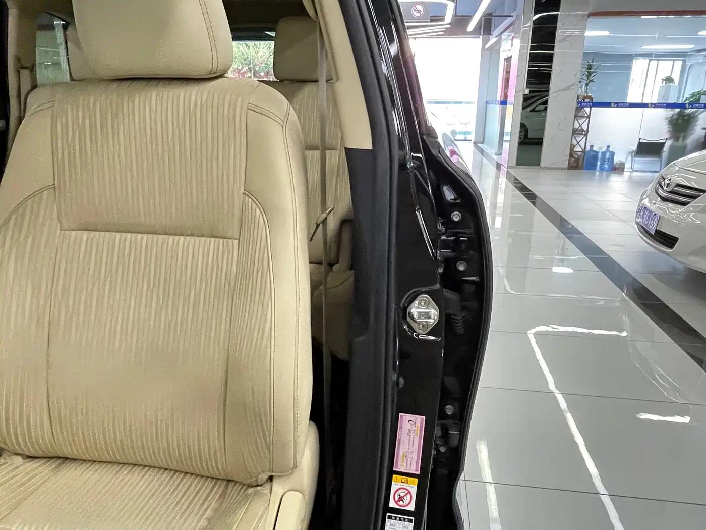 Toyota Highlander 2018 2.0T 4WD Elite 7-seater China VI фото 25