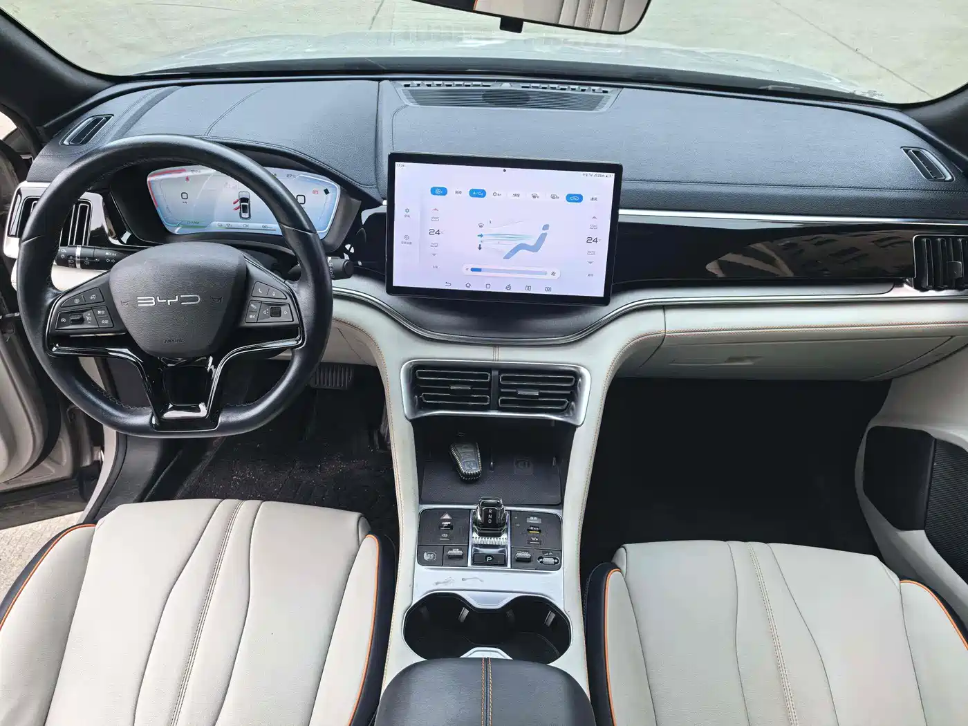 BYD Song PLUS PHEV 2023 Champion Edition EV 520KM Premium фото 5