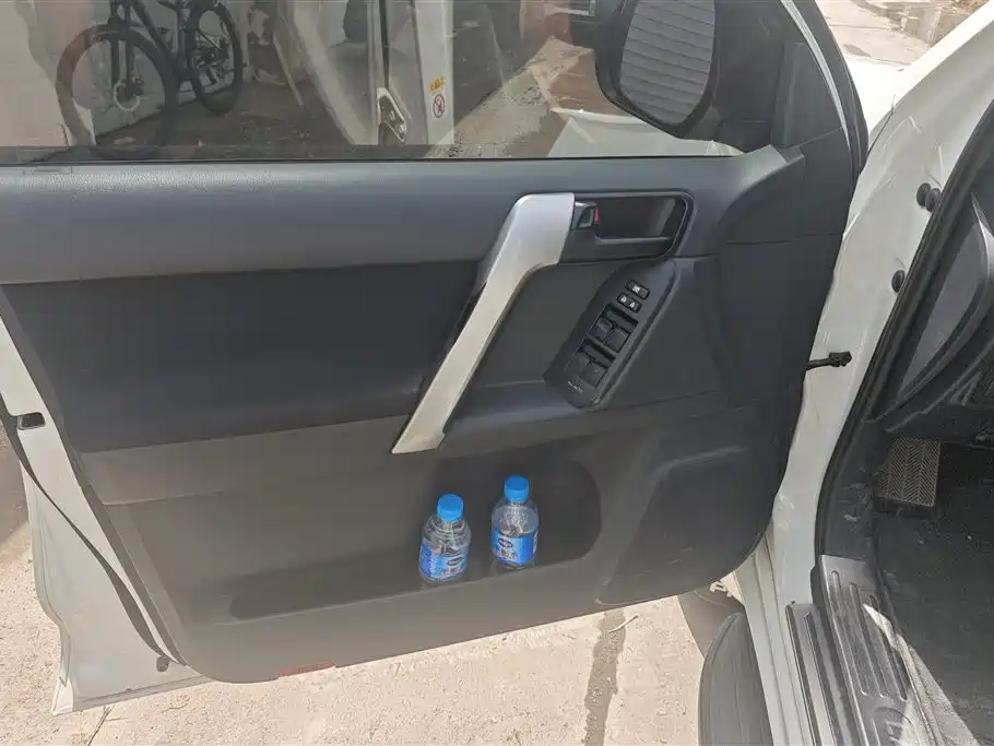 Toyota Prado 2016 2.7L Auto Standard Edition фото 7