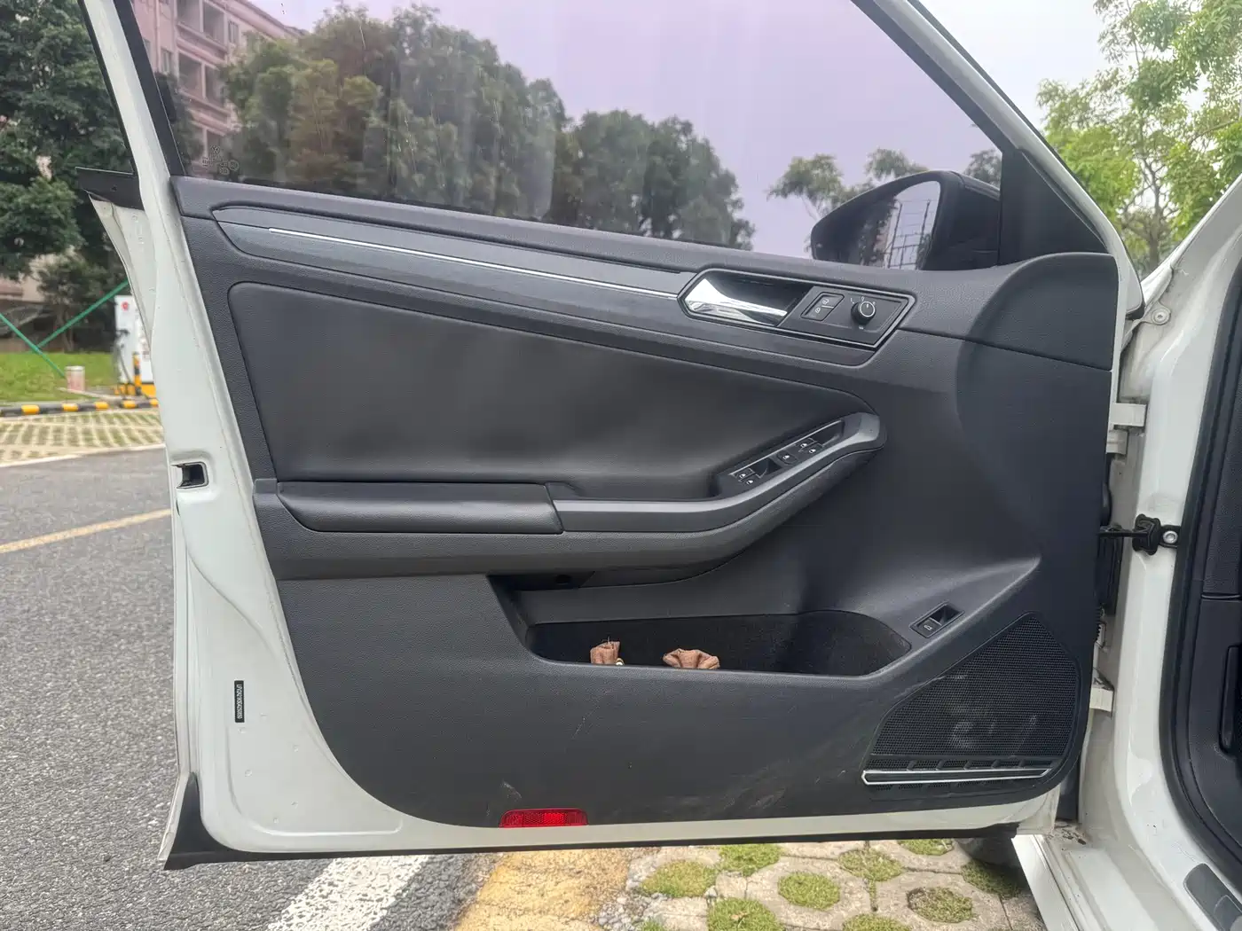 Volkswagen Sagitar 2017 280TSI Automatic R-Line фото 13