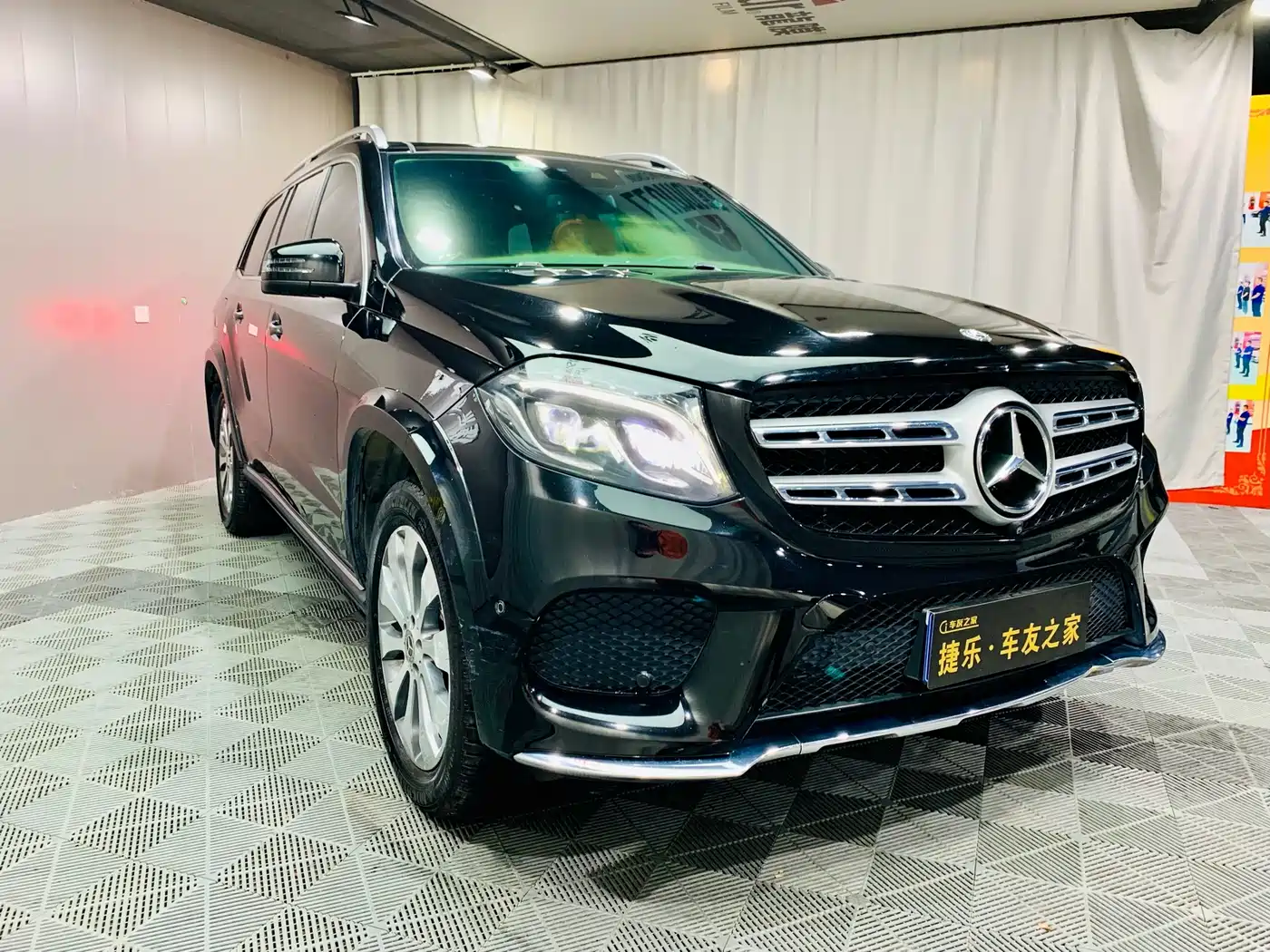 Mercedes-Benz GLS 2018 GLS 400 4MATIC Luxury фото 3