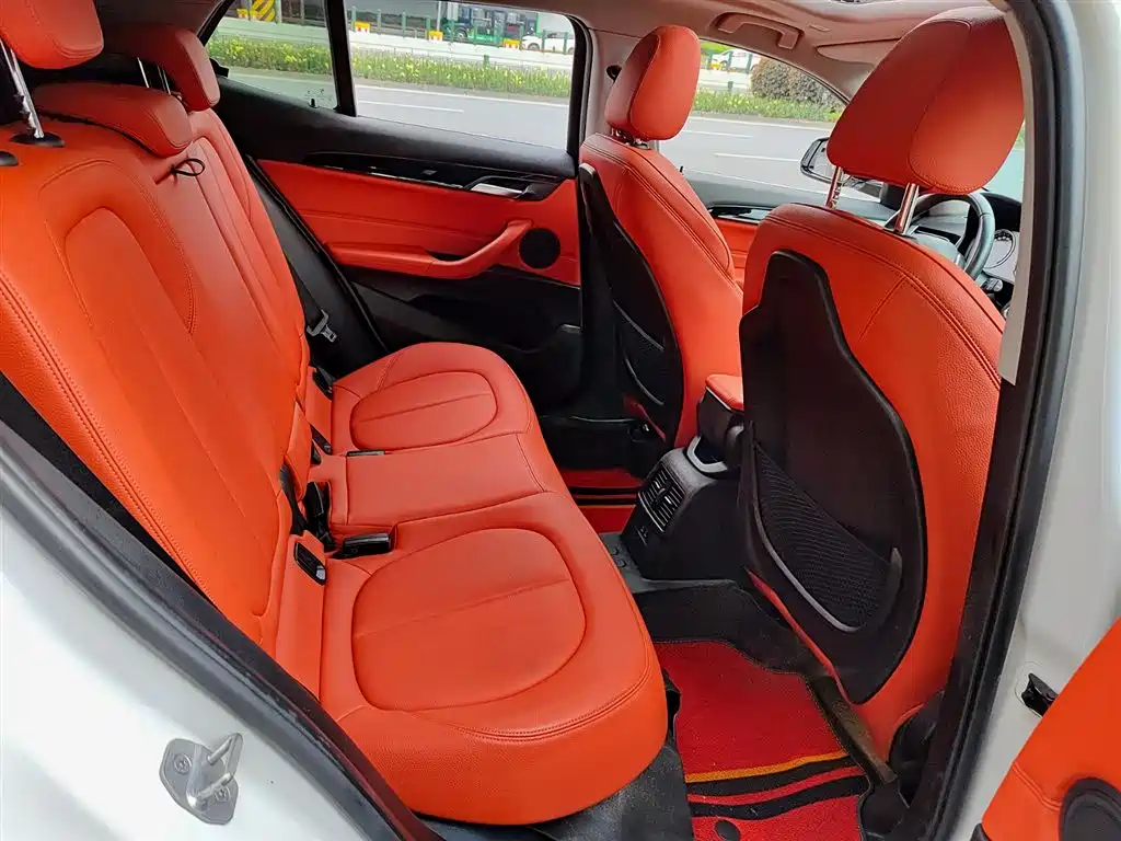 BMW X2 2020 sDrive20i M Off-Road Package фото 11