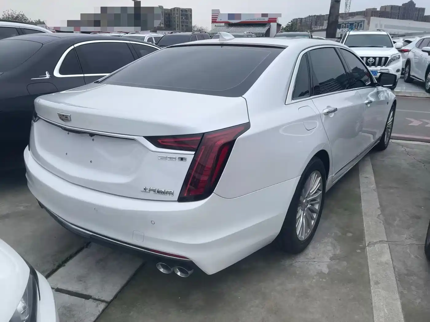 CADILLAC CT6