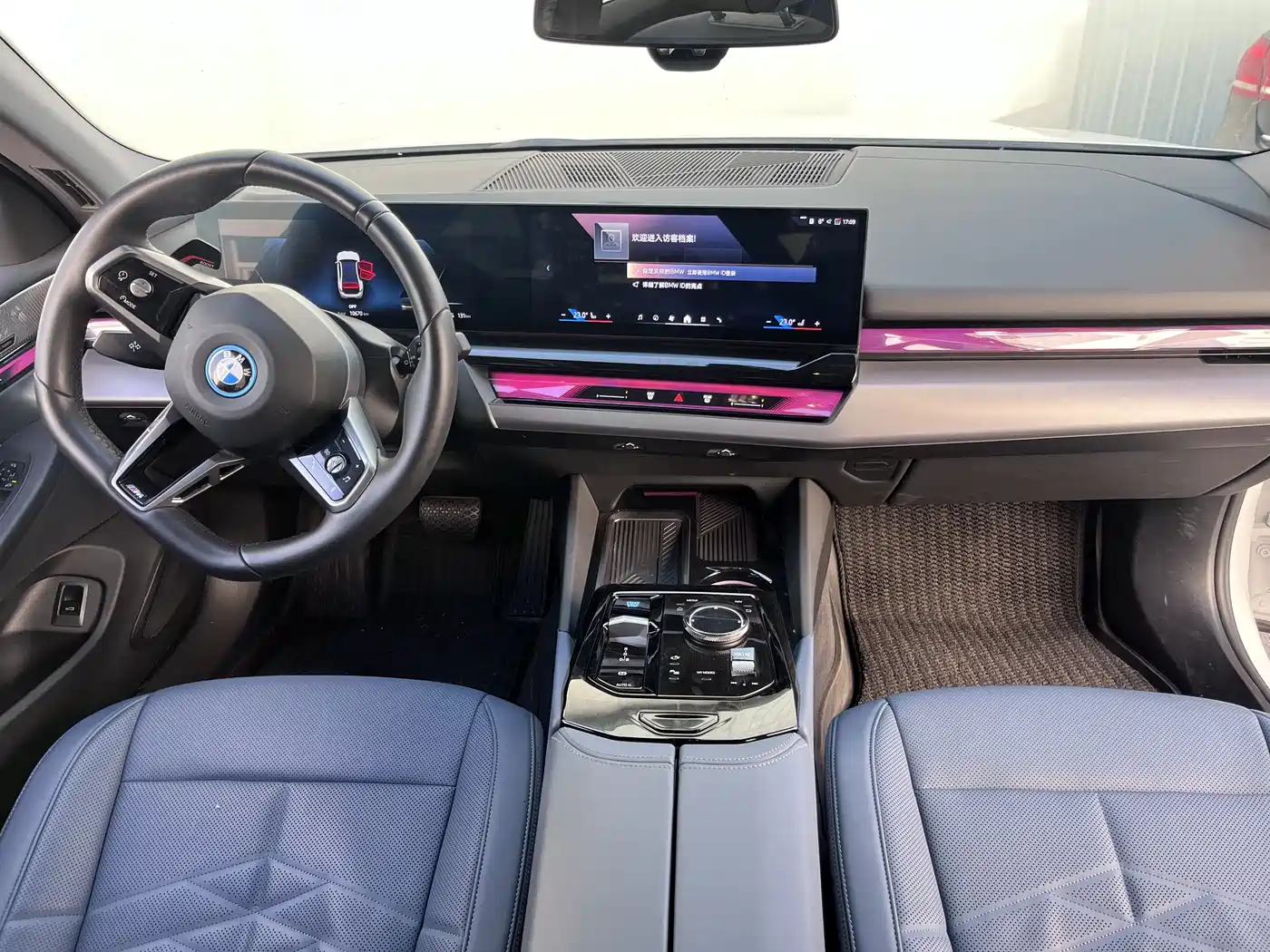 BMW i5 2024 eDrive 35L Premium Model M Sport Package фото 8
