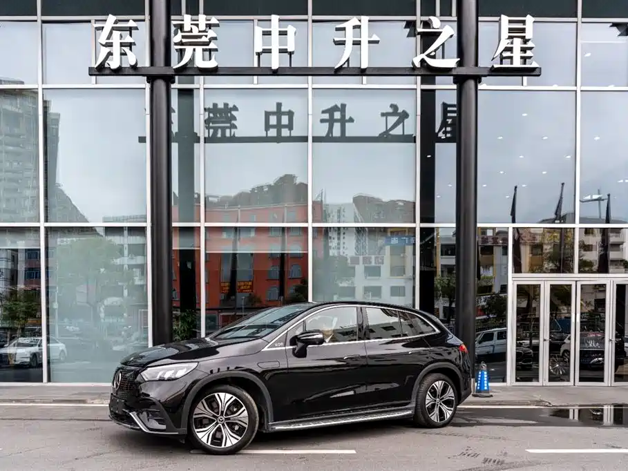 MERCEDES-BENZ EQE SUV