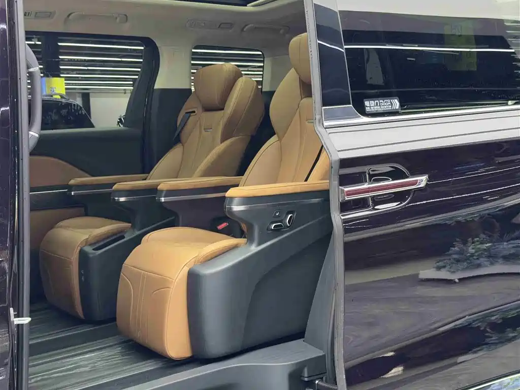 Hongqi HONGQI HQ9 PHEV