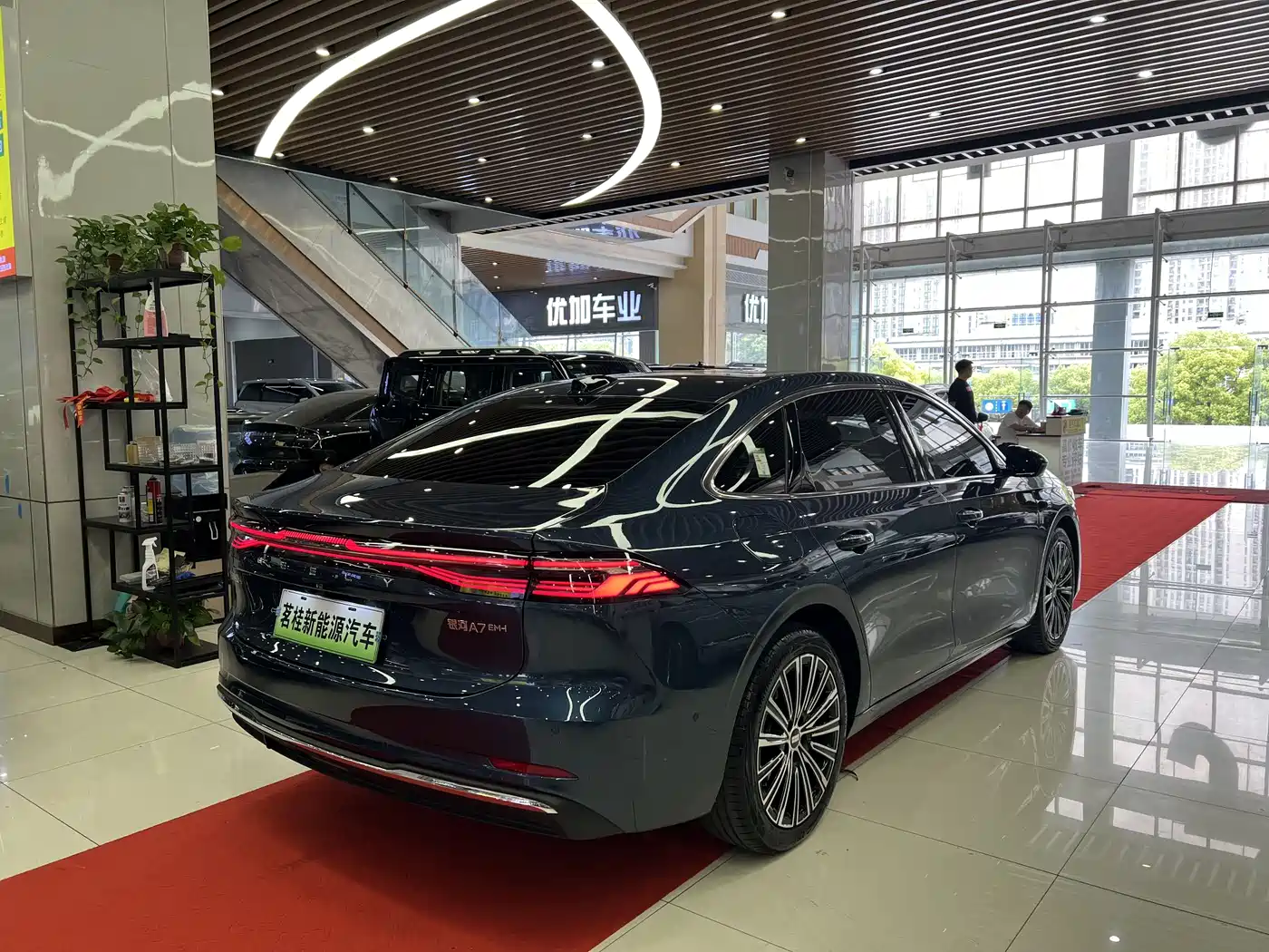 Geely Galaxy Galaxy A7 2025 EM-i фото 5