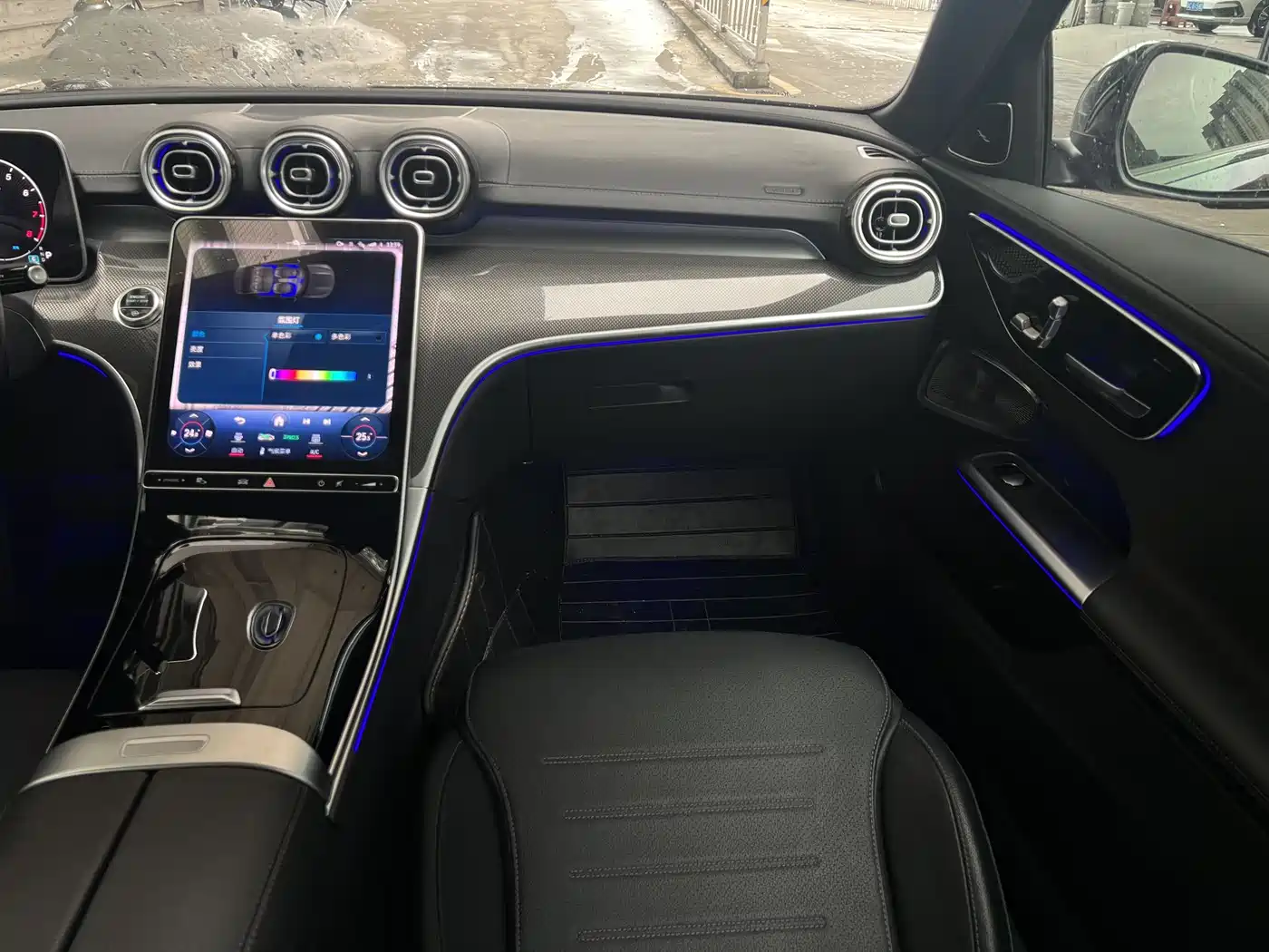 Mercedes-Benz C-Class 2023 C 260 L Night Edition Sport фото 18