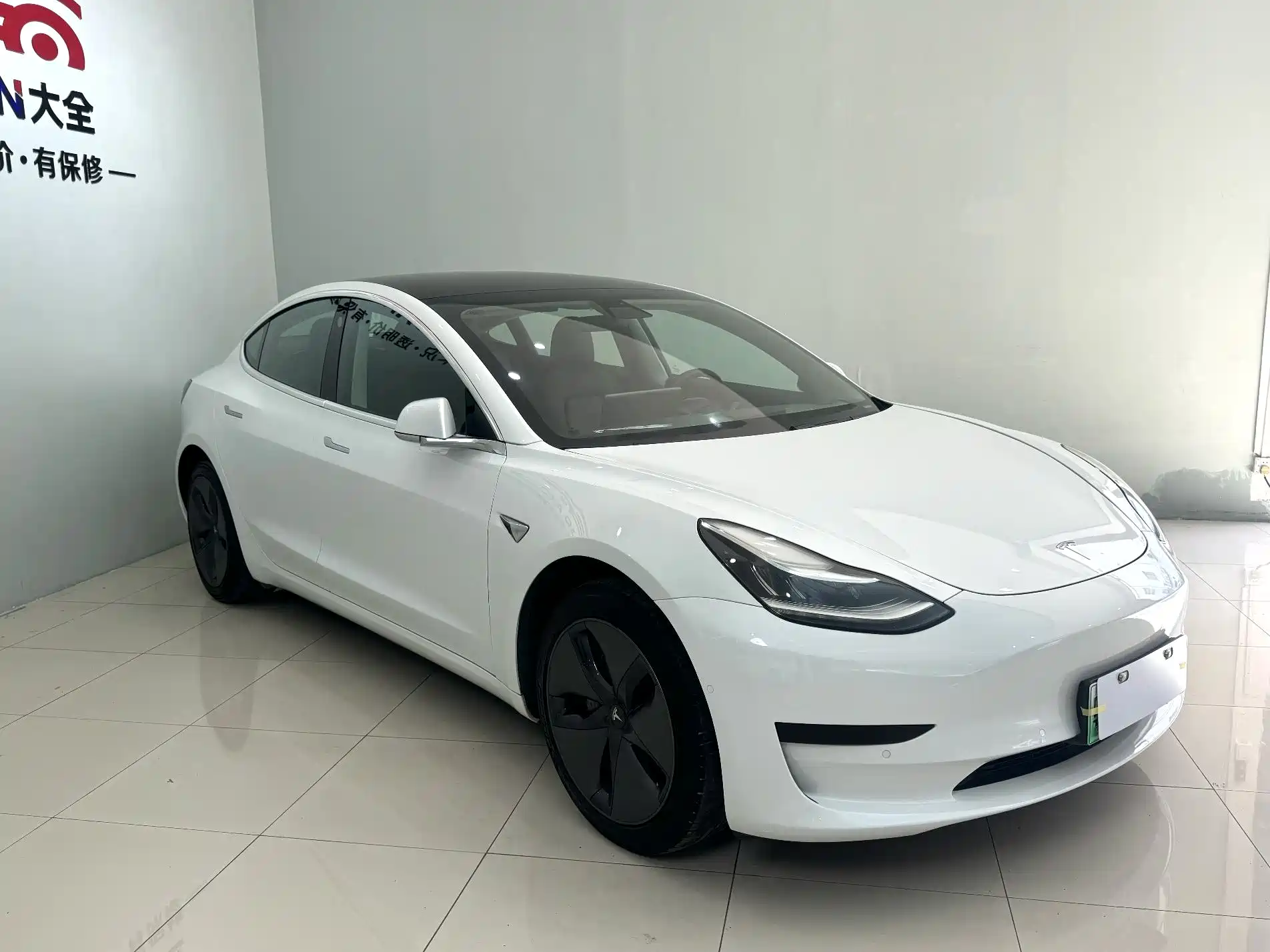 Фото 7 - Tesla Model 3 (Import)