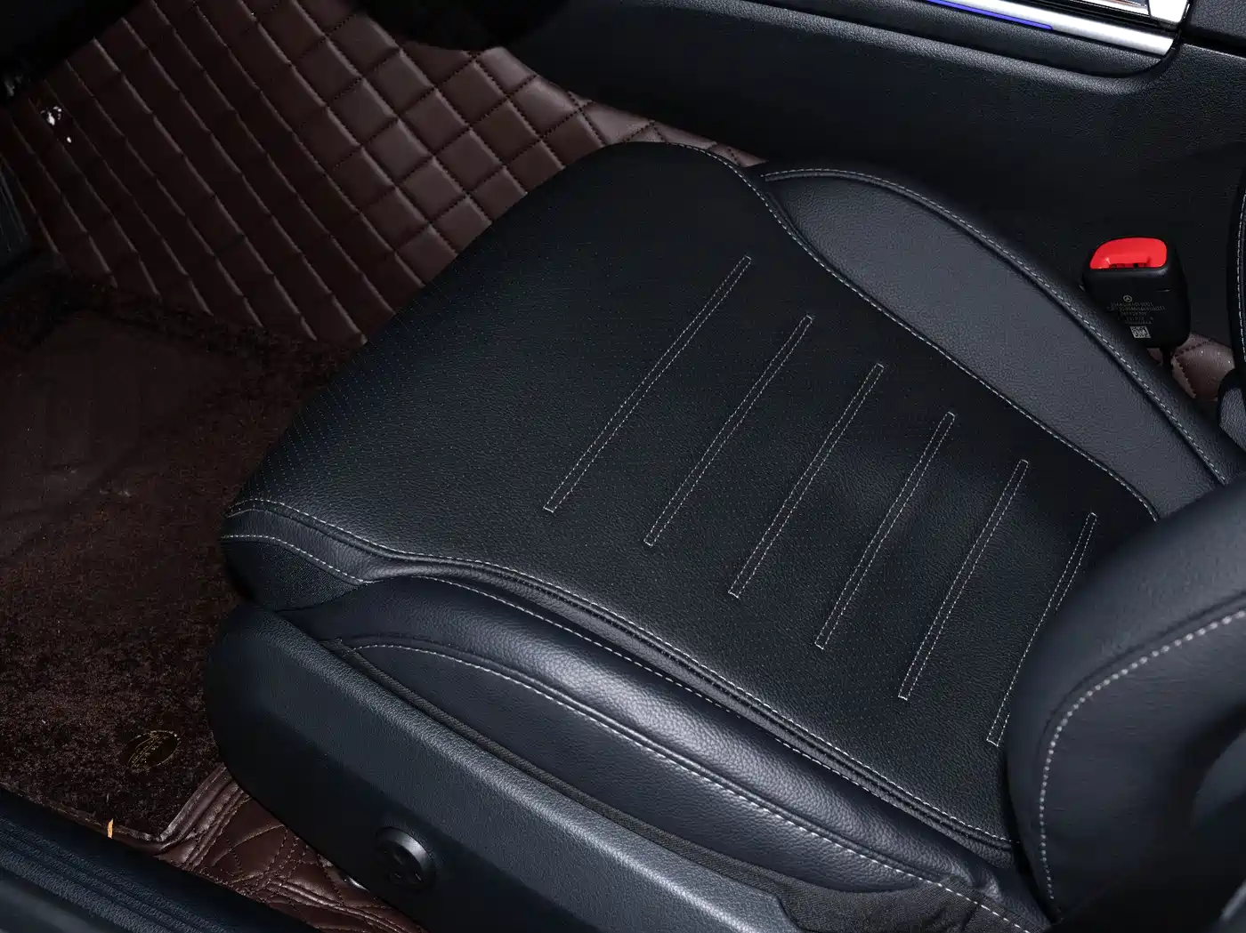 Mercedes-Benz C-Class 2023 C 260 L Sport фото 9