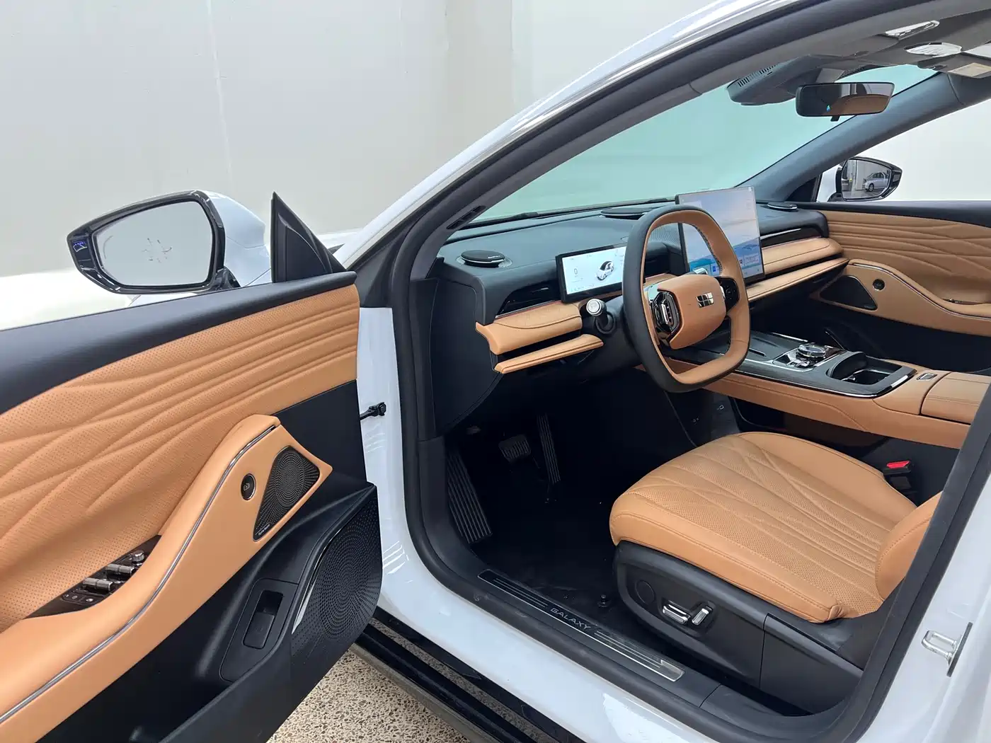 GEELY GALAXY GALAXY SPARKLE 8