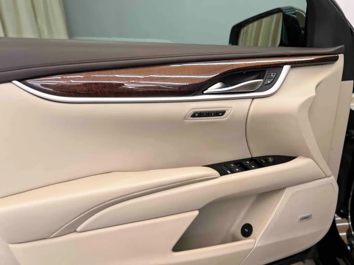 Cadillac XTS 2015 28T Luxury фото 8