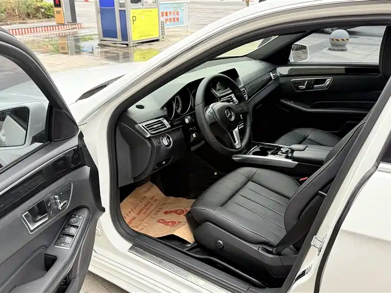Mercedes-Benz E-Class 2015 E 260 L Sport фото 7