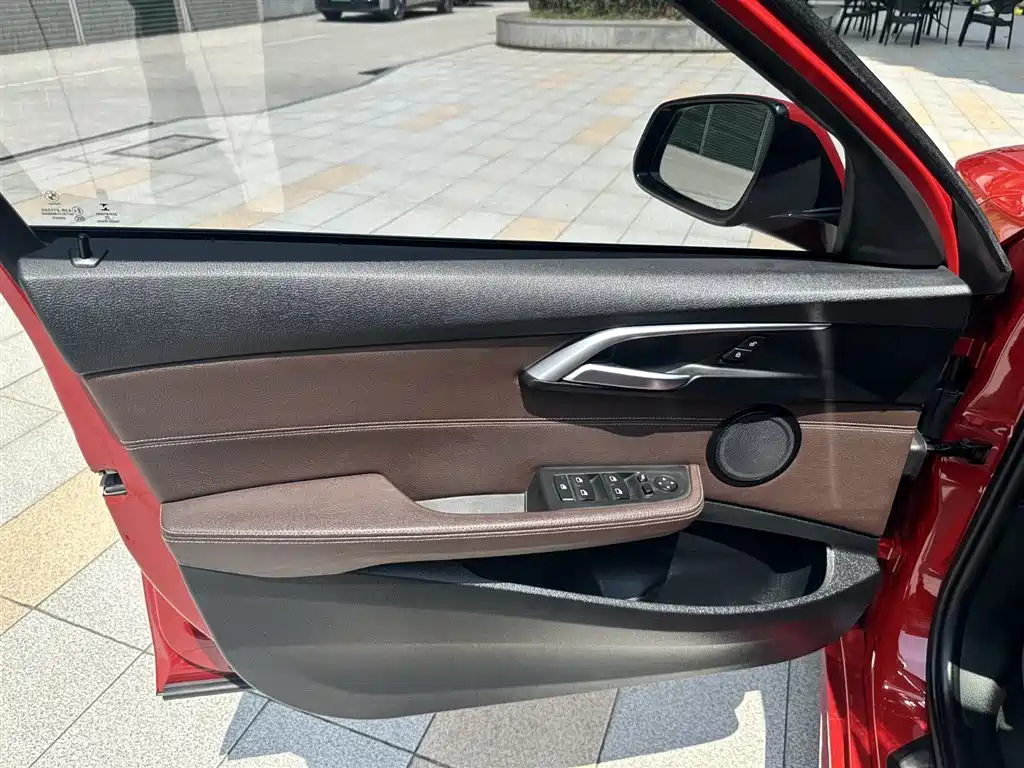 BMW 1 Series 2020 Model 120i M Sport Package фото 16