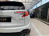 Фото 6 - Acura RDX