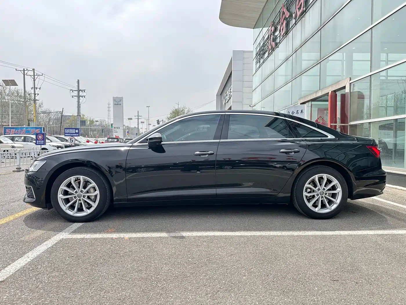 Audi A6L 2021 40 TFSI Luxury Elegance фото 4