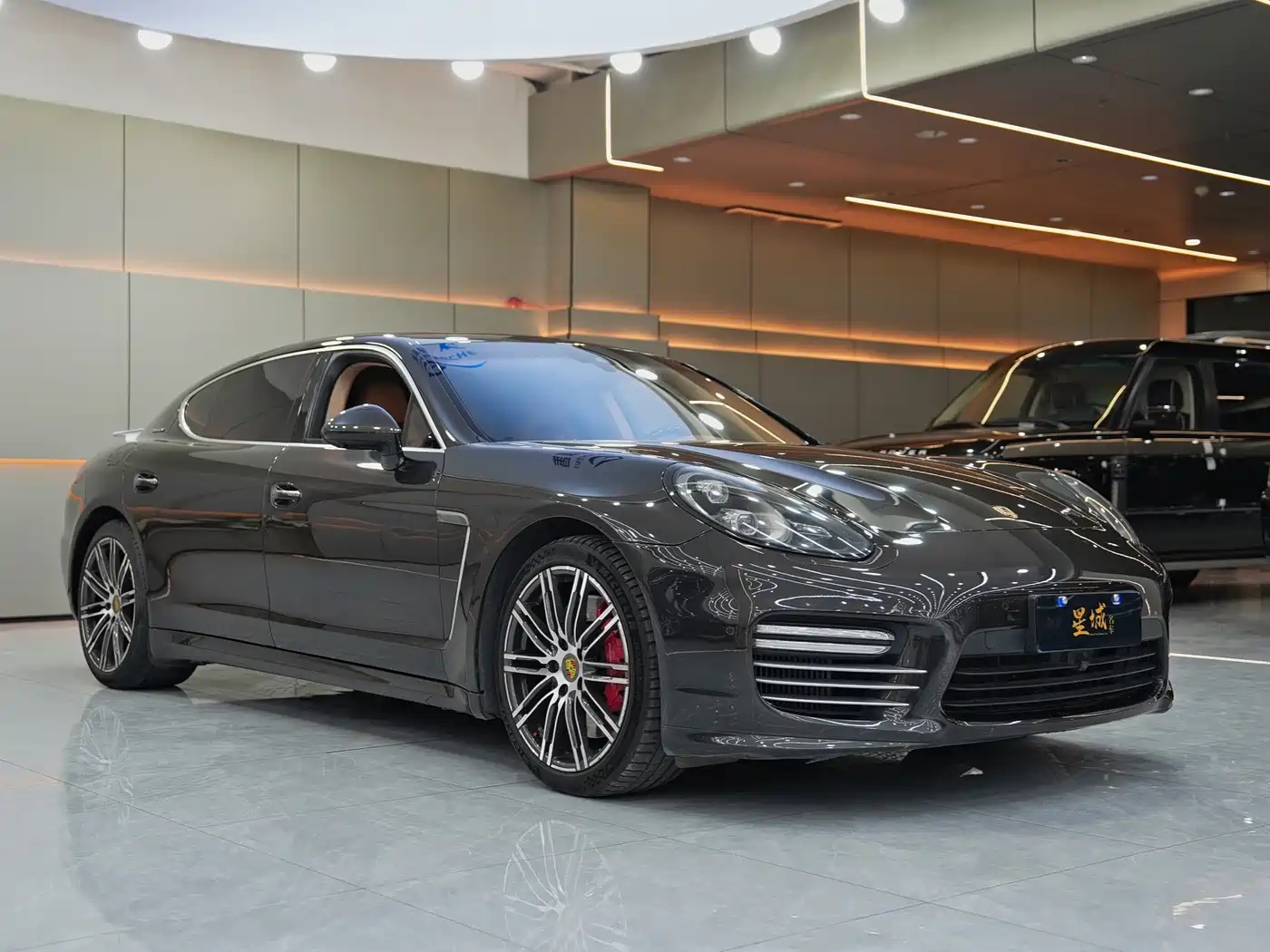 Porsche Panamera 2014 Panamera Turbo Executive 4.8T фото 7