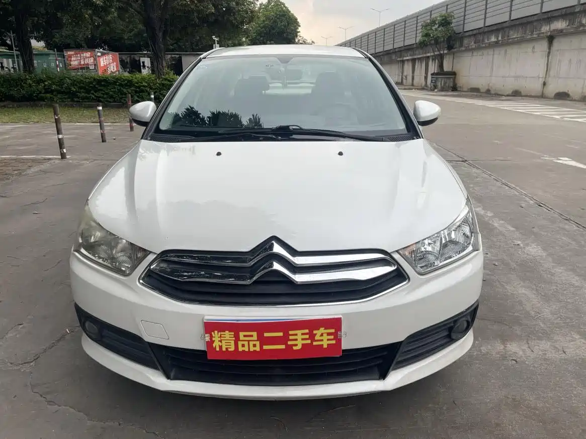 Фото 2 - Citroën C-Quatre