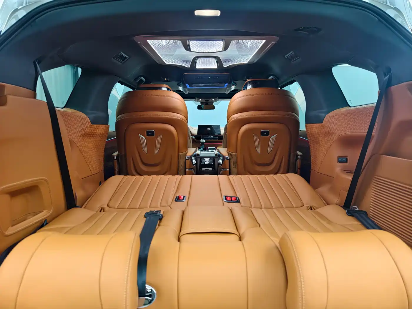 Toyota Granvia 2026 Model 2.5L Hybrid Comfort Edition фото 35