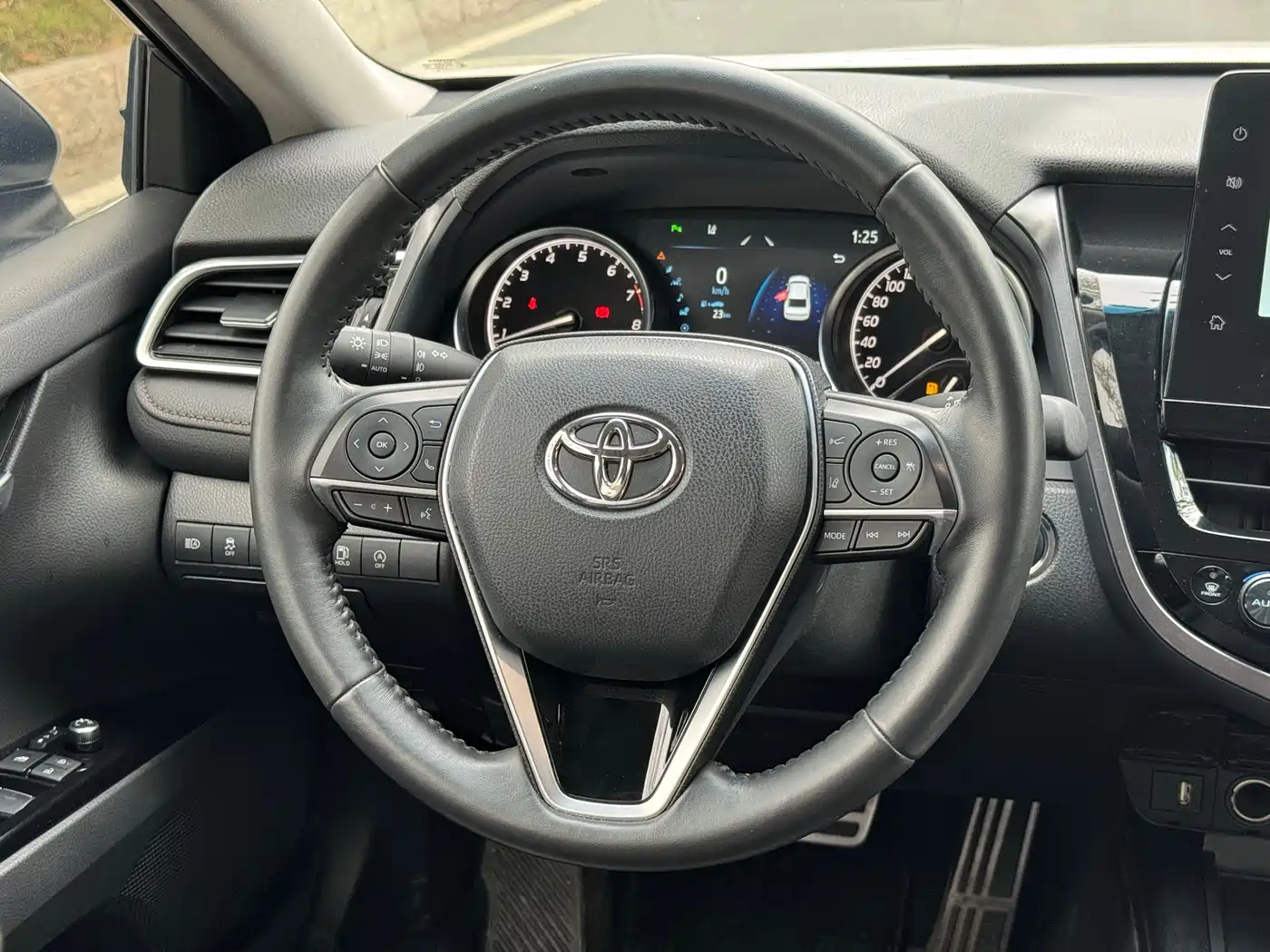Toyota Camry 2021 2.0G Luxury Edition фото 7