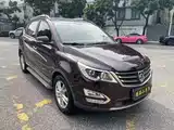 Фото 3 - Baojun 560