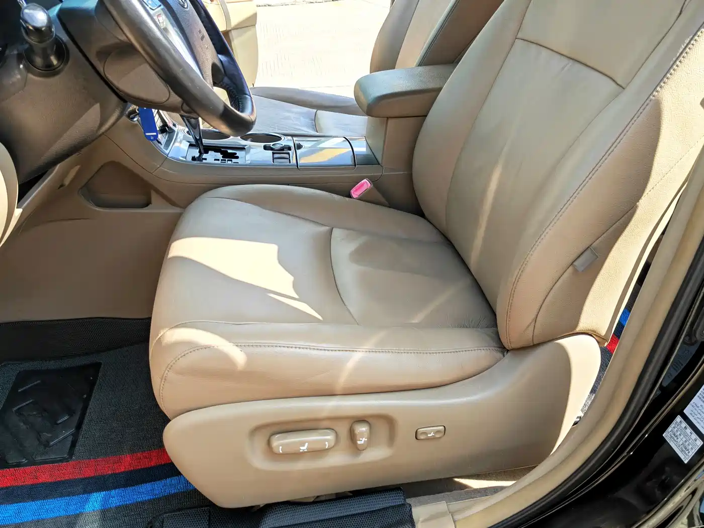 Toyota Highlander 2012 2.7L 2WD 5-seater Sport Edition фото 19