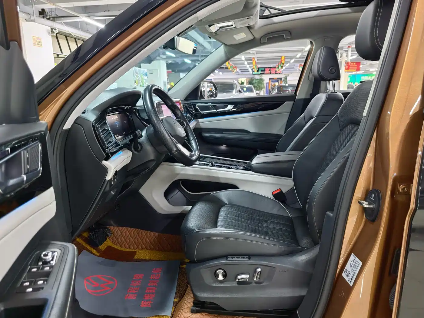 Volkswagen Teramont 2021 380TSI 4WD Premium Luxury Edition фото 4