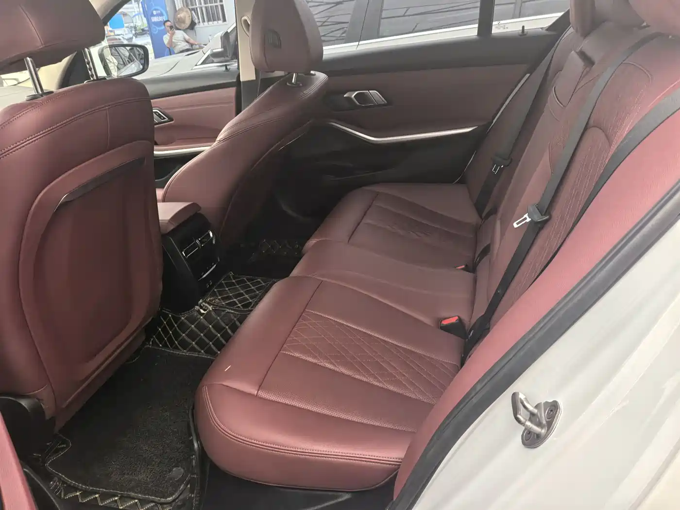 Фото 27 - BMW 3 Series