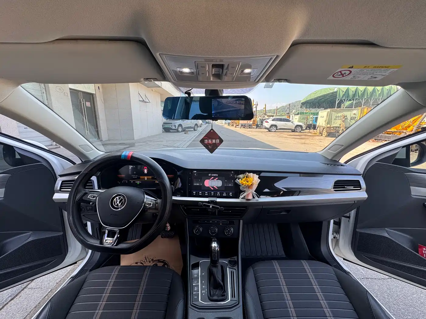 Volkswagen Lavida 2021 280TSI DSG Luxury Edition фото 8