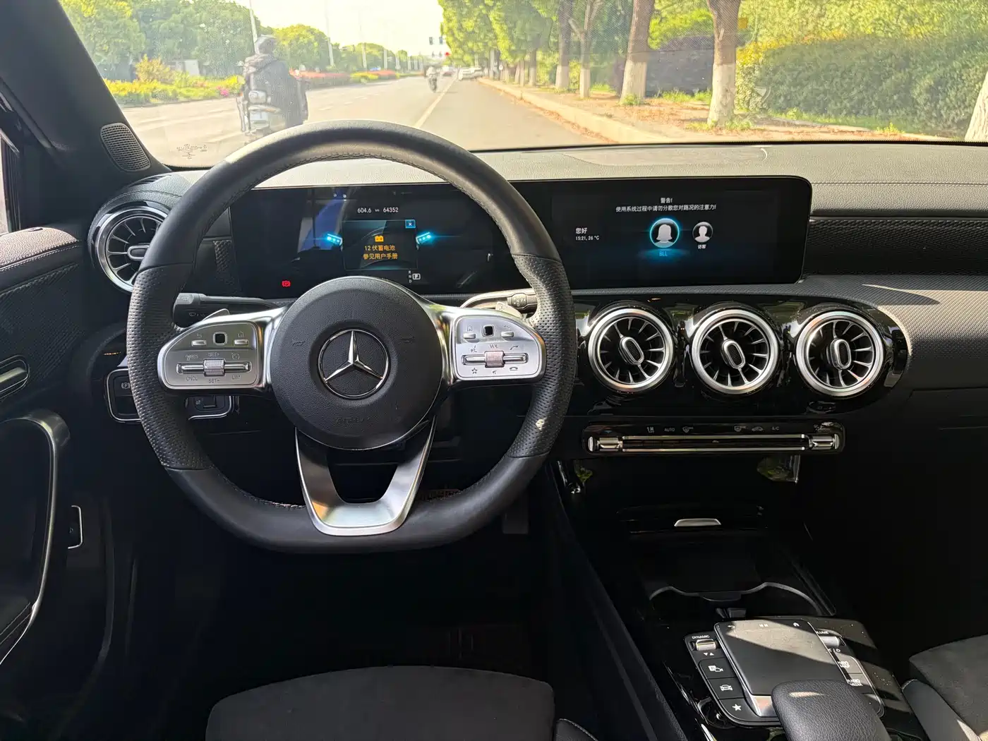 Mercedes-Benz A-Class 2021 A 200 L Sport Sedan Fashion Edition фото 11