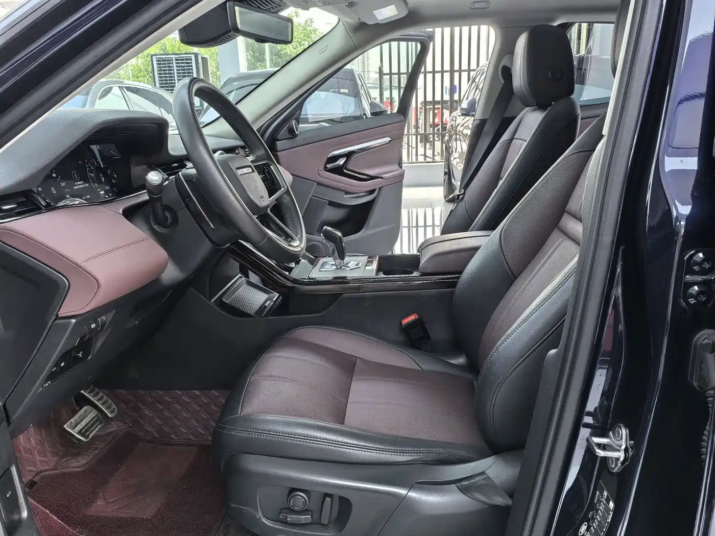 Land Rover Range Rover Evoque New Energy 2022 2021 Range Rover Evoque L P300e Luxury