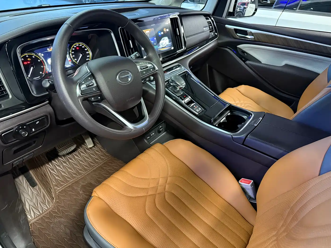 GAC Trumpchi Trumpchi M8 2023 Leading Series 390T Prestige Edition фото 3