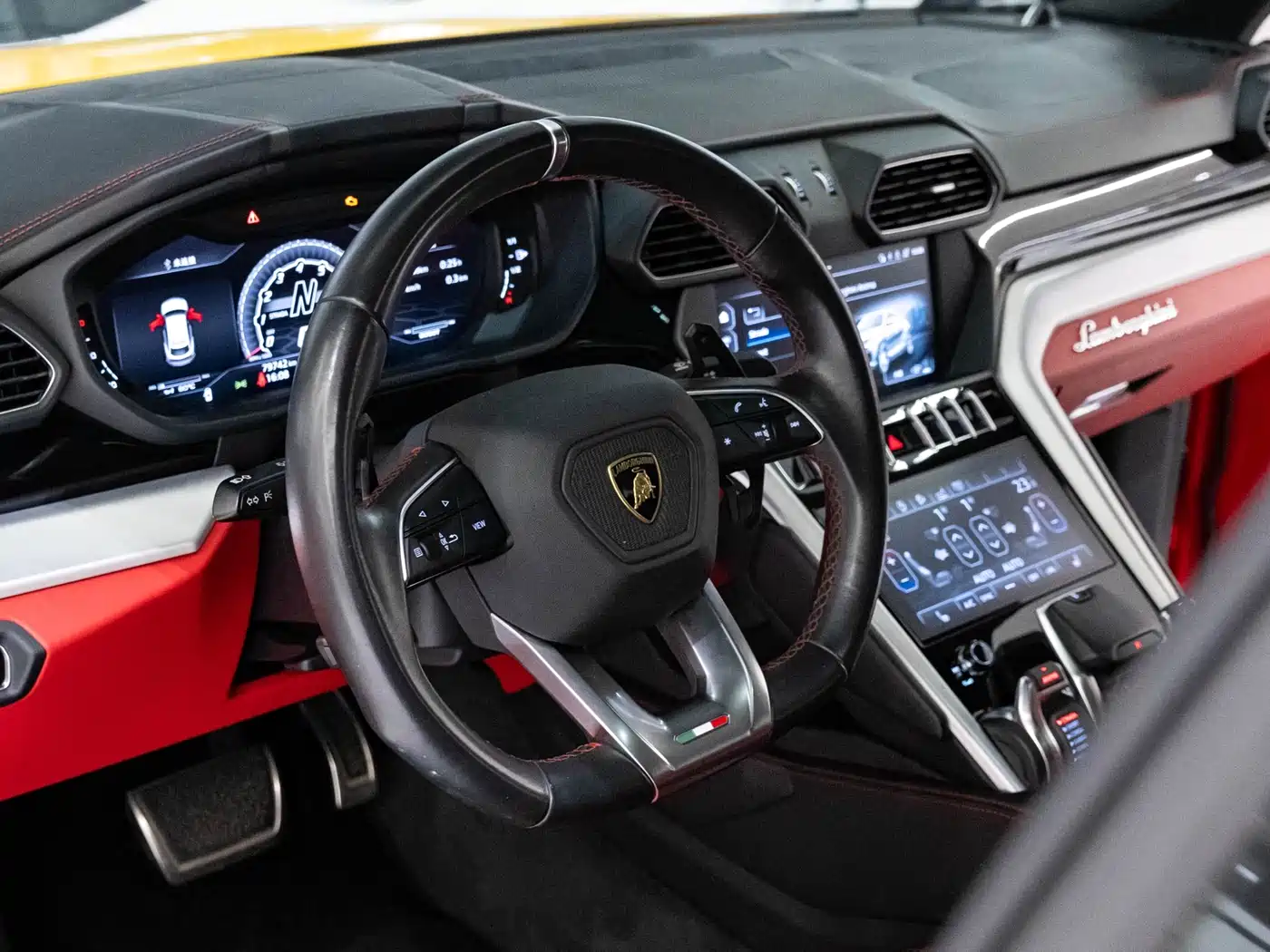 Lamborghini Urus 2018 4.0T V8 фото 7