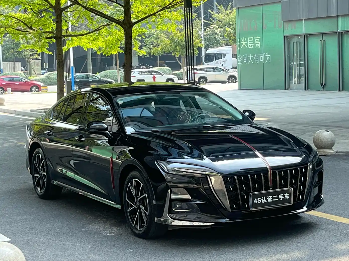 Hongqi H6 2024 Model 2.0T Elegance Edition фото 2