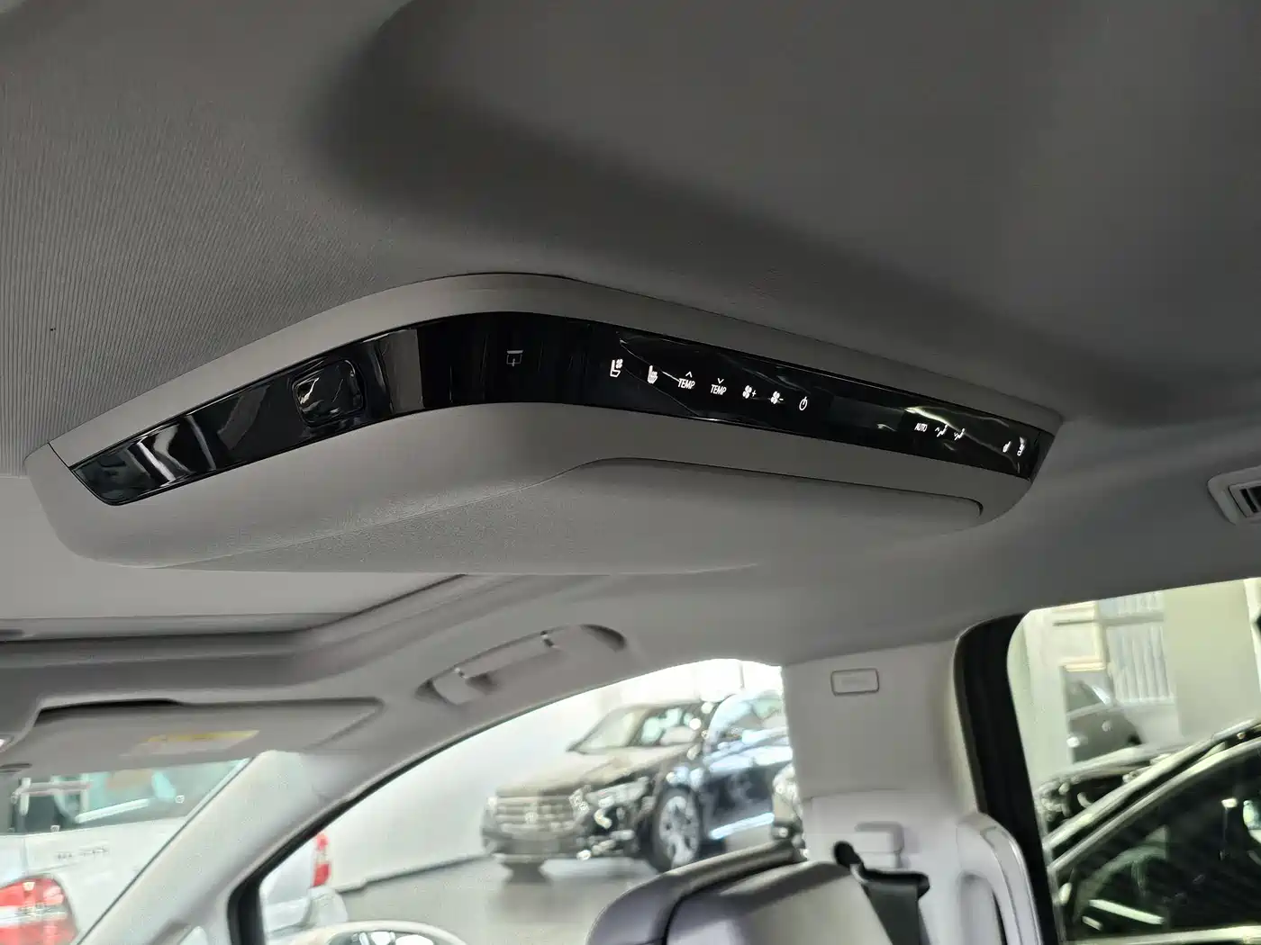 BUICK GL8 NEW ENERGY