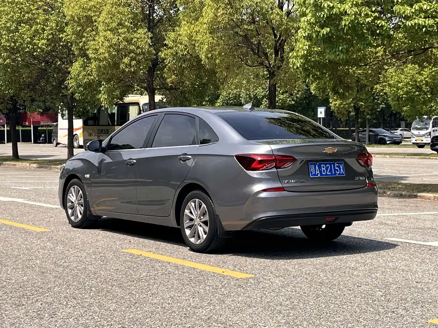 CHEVROLET CRUZE