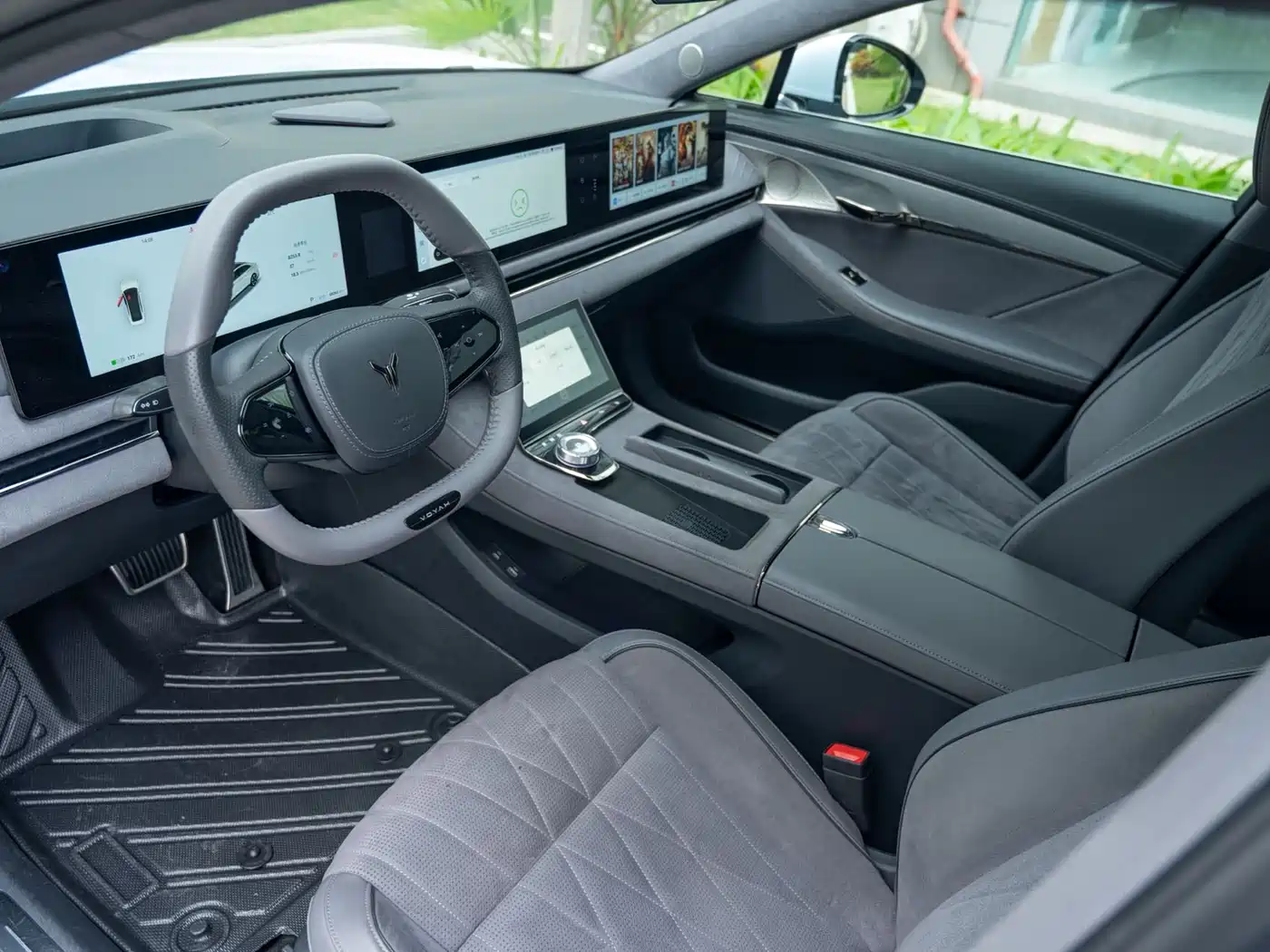 Voyah Auto VOYAH Zhuiguang 2023 4WD Flagship Edition фото 5