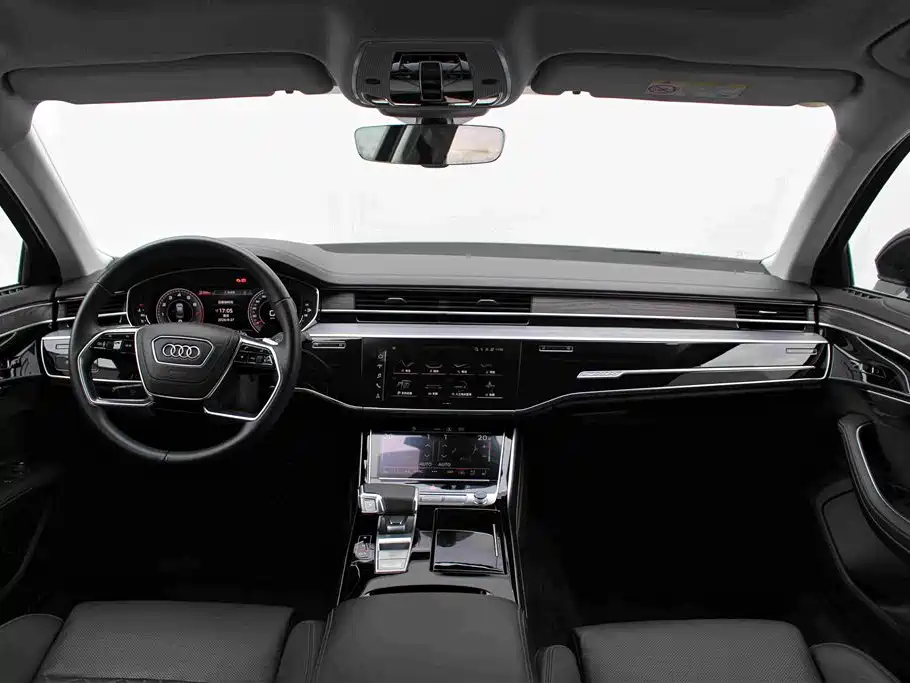 Photo 6 - Audi A8
