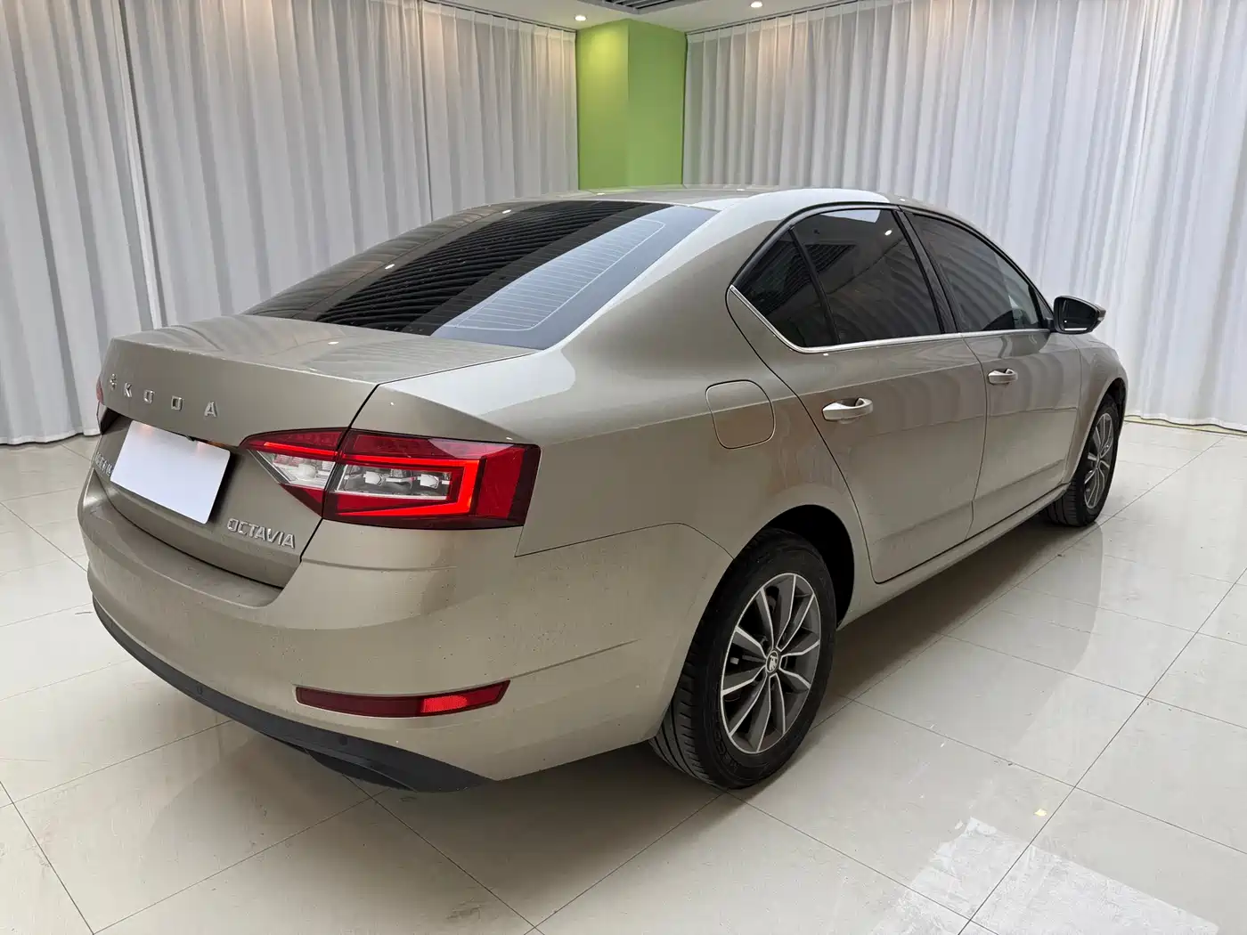 Škoda Octavia 2021 1.5L Automatic Comfort фото 5