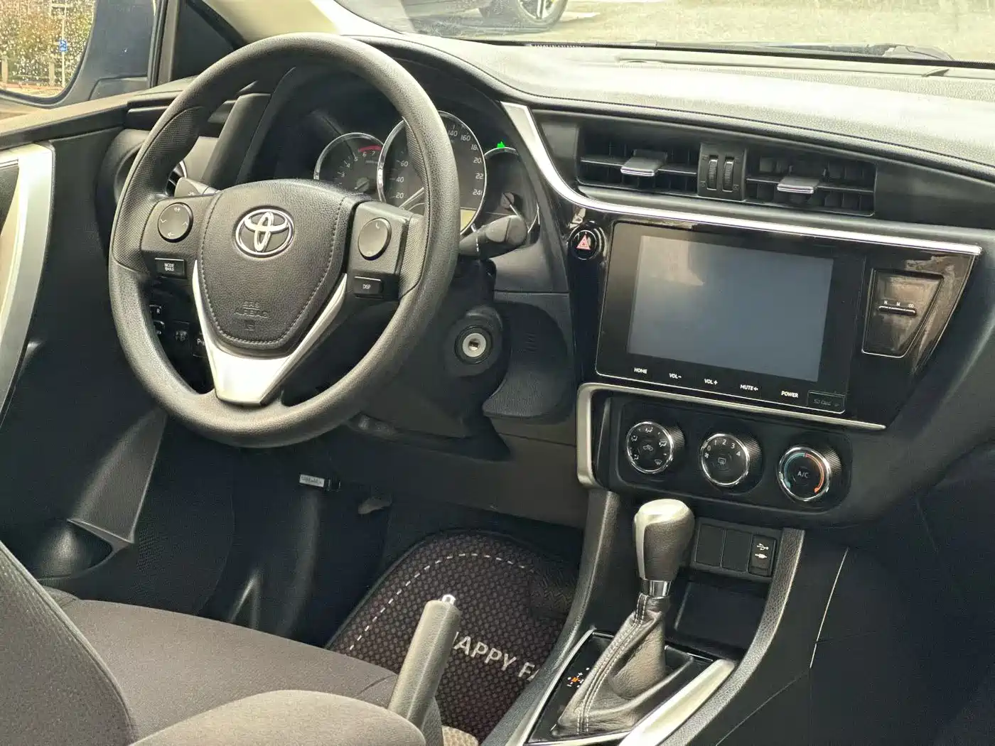 Toyota Levin 2017 Facelift 185T CVT Elite (China V) фото 8